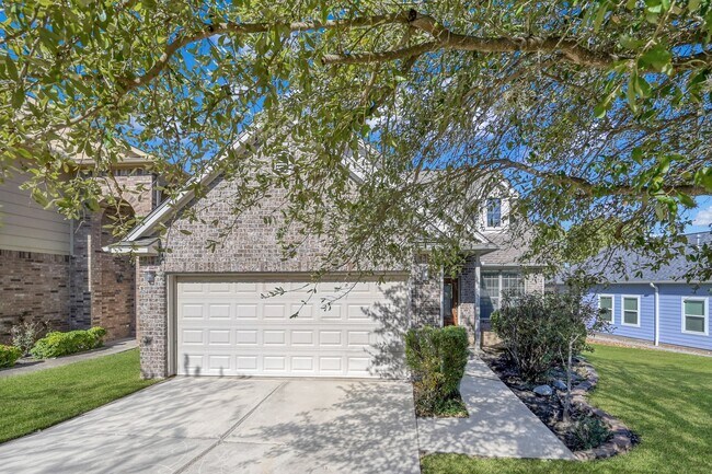 Primary Photo - 130 April Cove