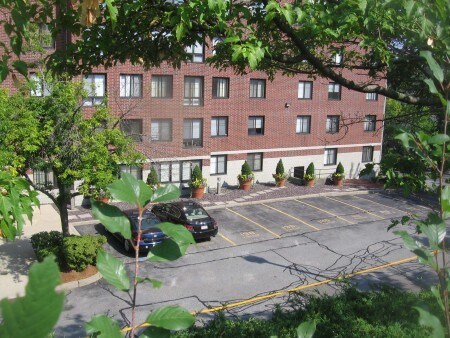 Side of 100 Ledgwood - 100 Ledgewood Dr