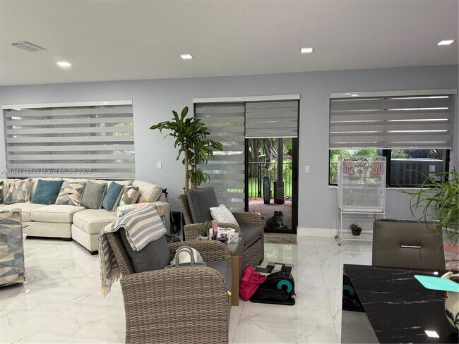 Building Photo - 11300 SW 236 Ln