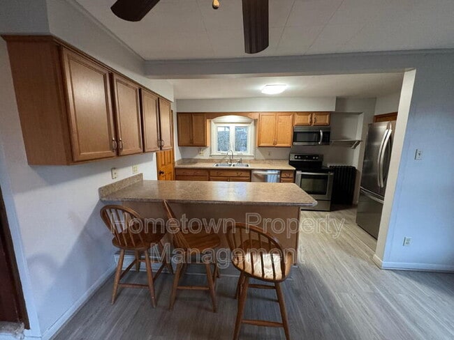 Building Photo - 430 Market St