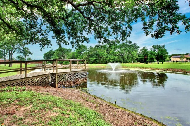 Building Photo - 149 Hackberry Ln