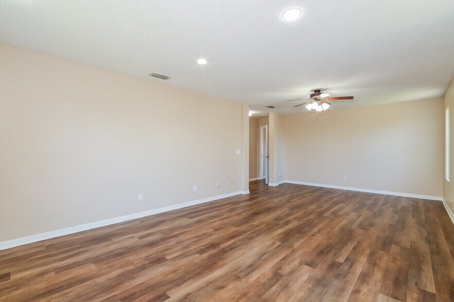 Building Photo - 1239 Juniper Hammock St