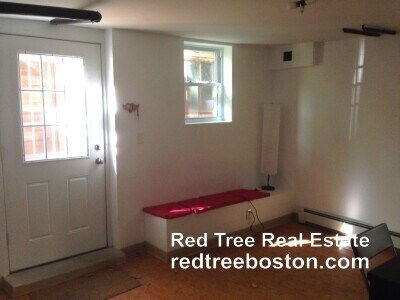 Building Photo - 17 Putnam Ave