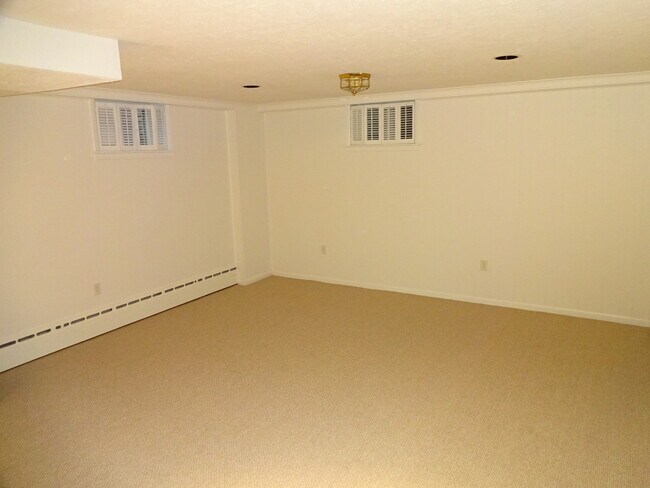 Building Photo - Wonderful Home in Prime Location!
