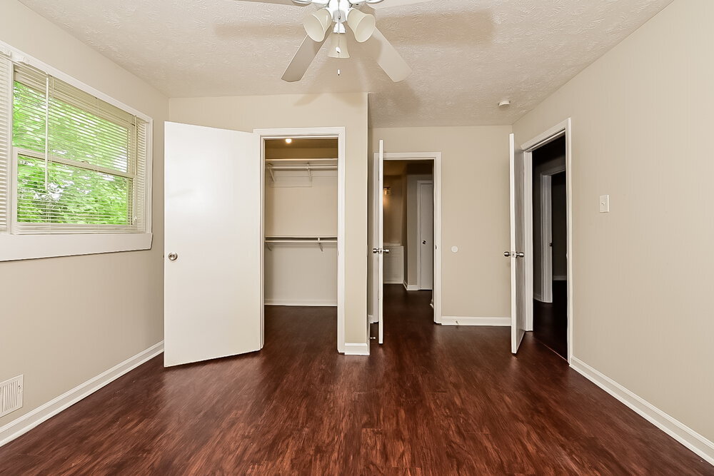 Building Photo - 3074 Menlo Park Dr