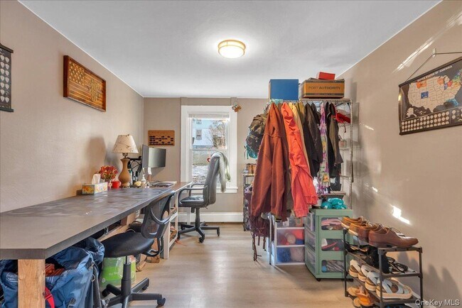 Building Photo - 10 Spartan Pl