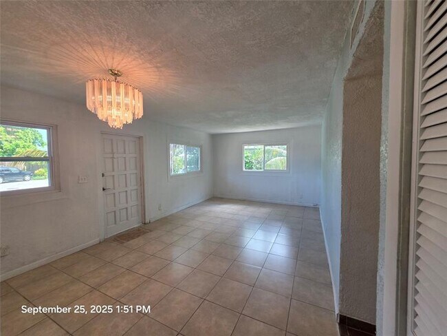 Building Photo - 1751 NW 29th Terrace