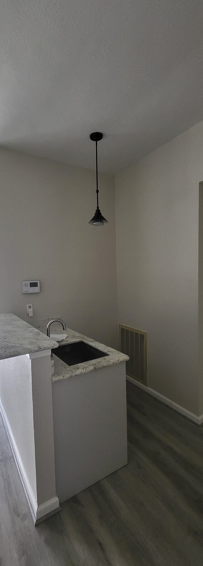 Building Photo - 16966 Nicole Ln