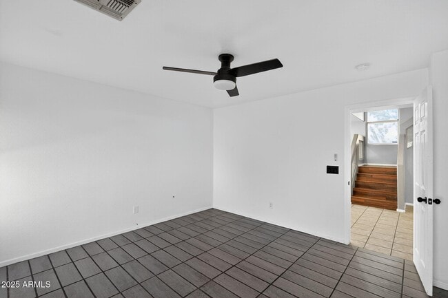 Building Photo - 12709 N El Frio St