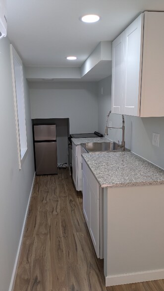 Building Photo - 2882 Ridge Dr