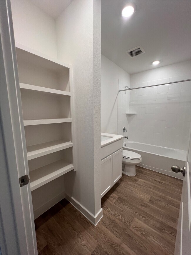 Building Photo - 6324 Amberose Peak Ln