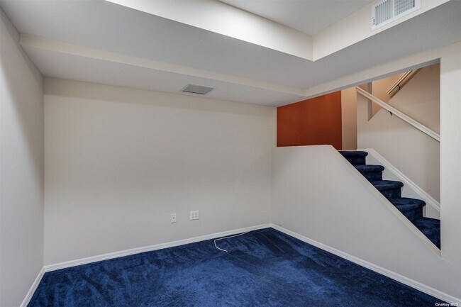 Building Photo - 36 Snowdance Ln