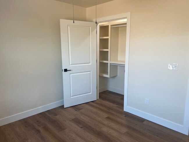 Building Photo - Stunning Newly Built 3-Bedroom, 2-Bath Home in Tahlequah, OK!