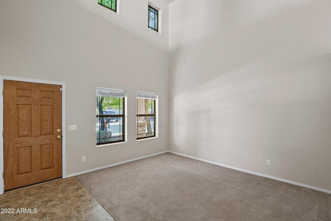 Building Photo - 15422 N 169th Ln