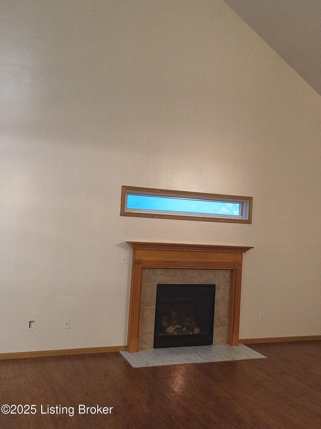 Building Photo - 5303 Bannon Crossings Dr