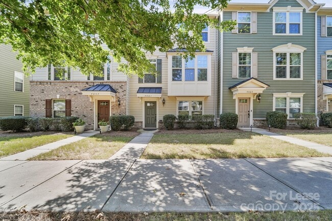 Building Photo - 4061 Zilker Park Dr