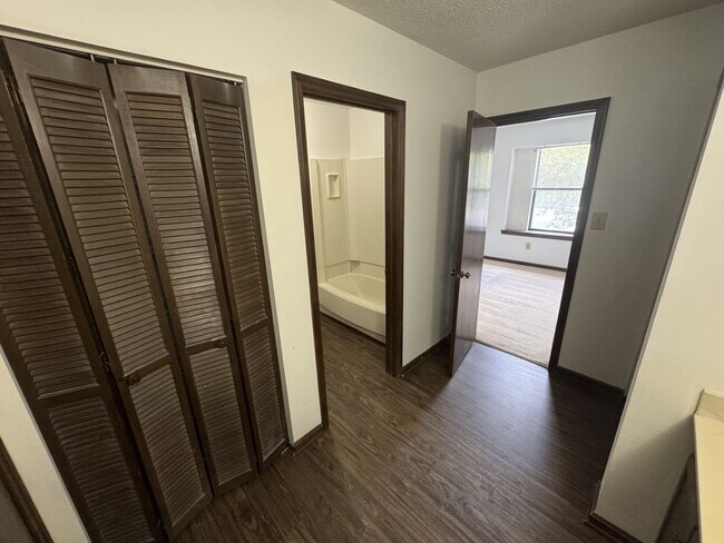Building Photo - 5721 Poolside Drive