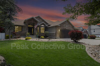 Building Photo - 2097 Meridies Dr