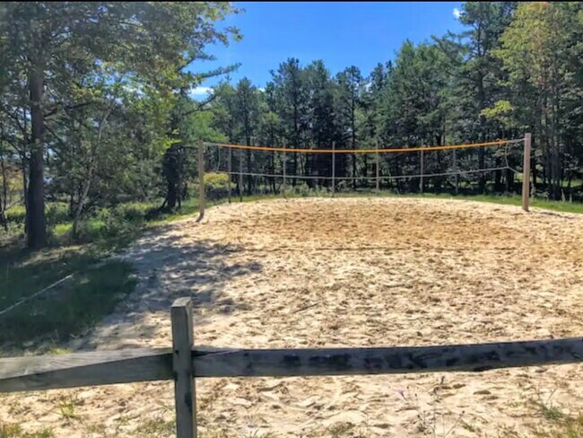 Building Photo - 5 Masters Trail