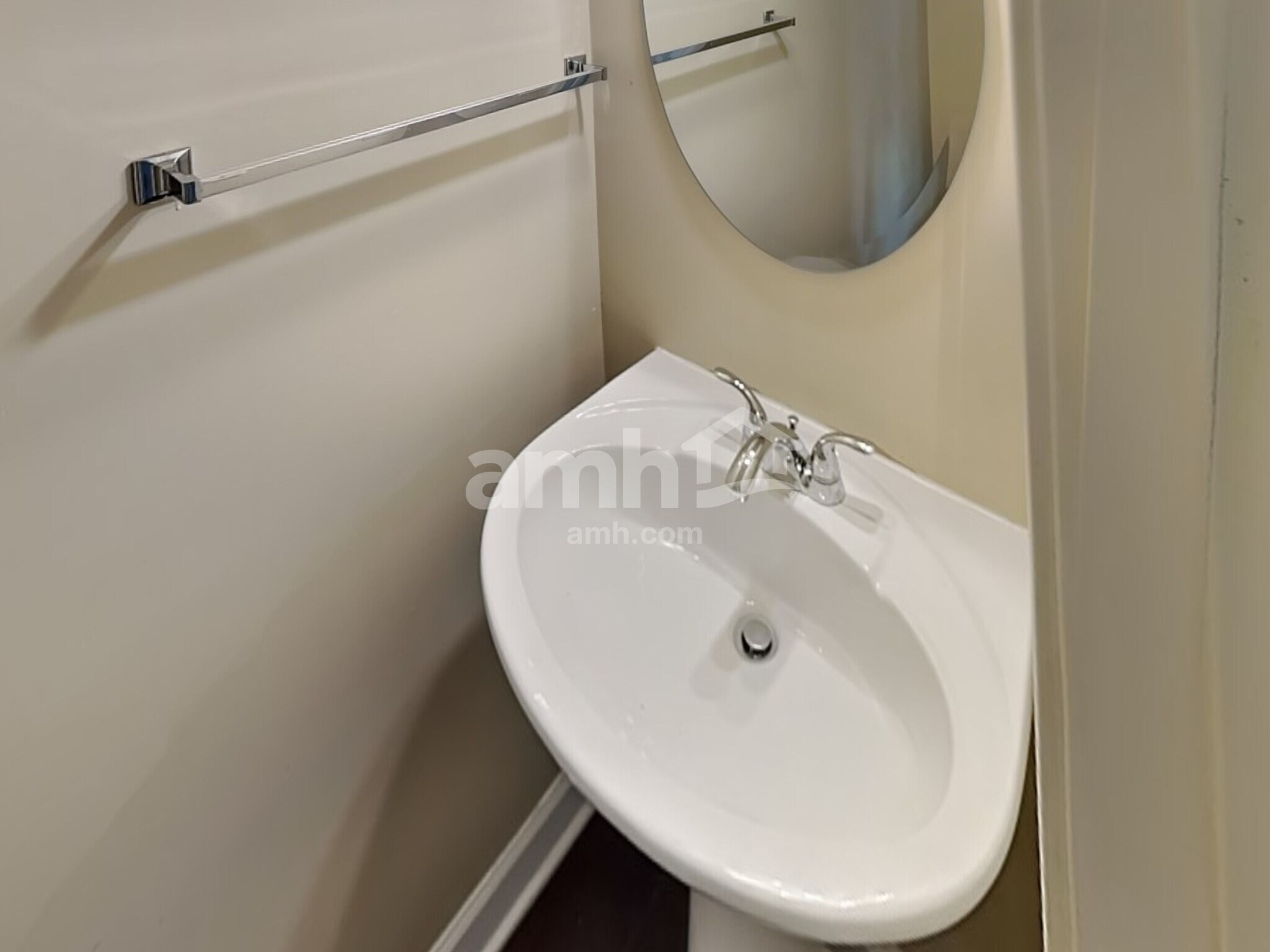 Building Photo - 1509 Beaufort Pl