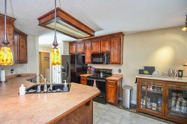 Building Photo - 886 Jefferson Walk Cir