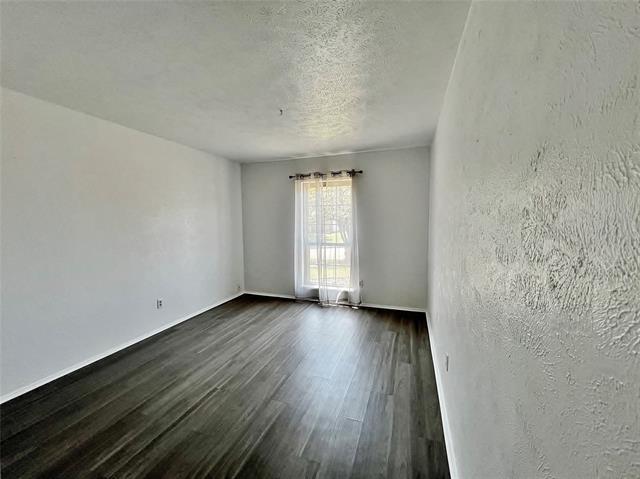 Building Photo - 7127 Winterberry Dr