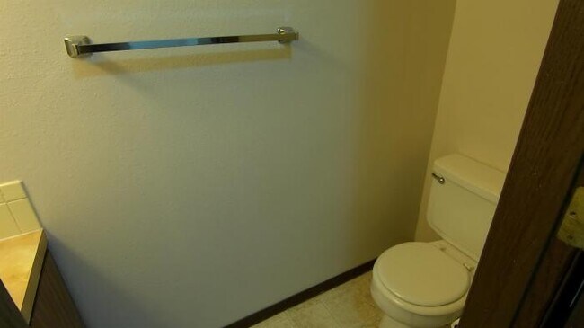 Building Photo - 2 bedroom in Loveland CO 80537