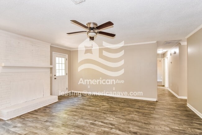 Building Photo - 449 Parlock Rd