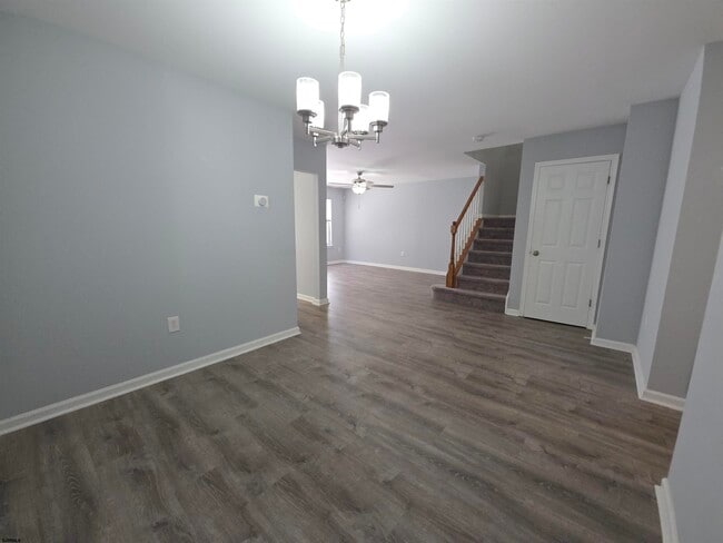 Building Photo - 2 Anchorage Ct