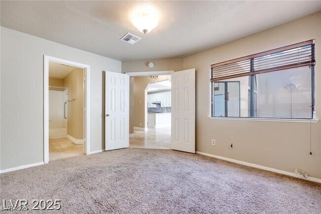 Building Photo - 2723 Seabridge Dr