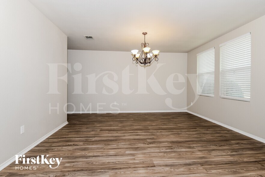 Building Photo - 11036 Rankin Dr