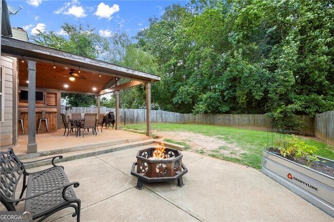 Building Photo - 4945 Cottonwood Tr