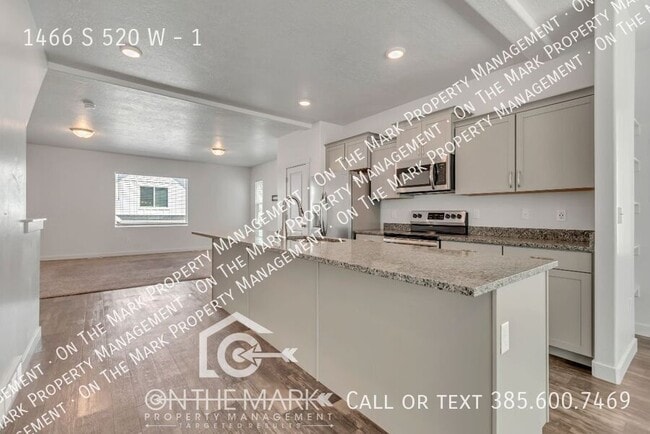 Building Photo - 1466 S 520 W