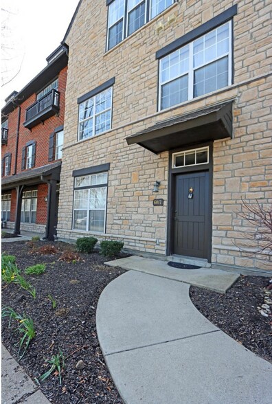 Building Photo - 6017 Craughwell Ln