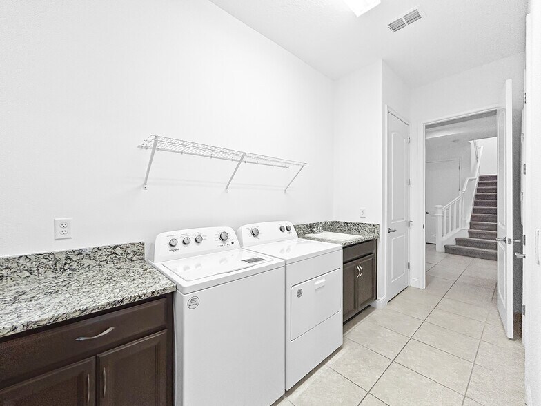 Building Photo - 13146 Bromborough Dr