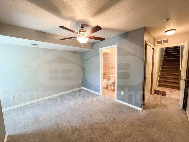 Building Photo - 9381 Ashbury Cir