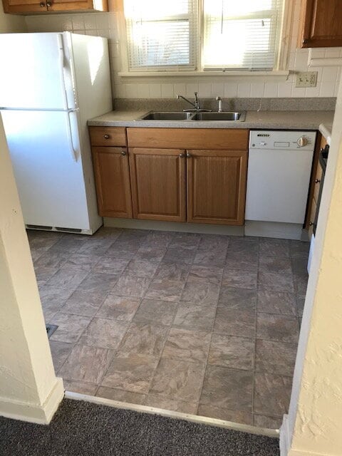 Building Photo - Englewood - 1 Bedroom, 1 Bathroom (30DE)