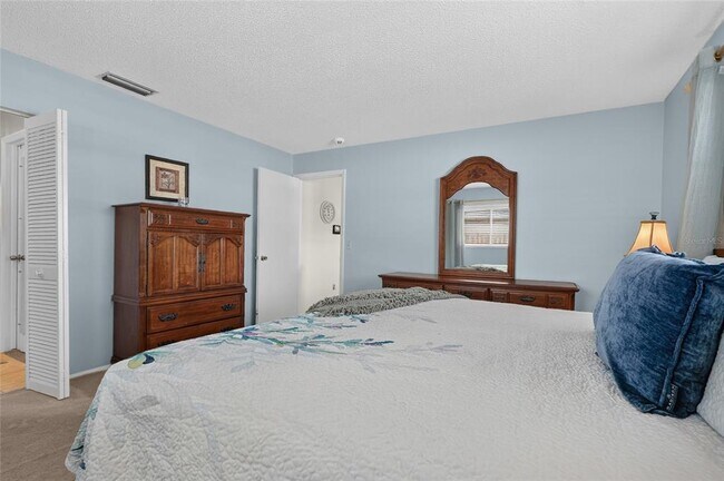 Building Photo - 4215 Pandora Rd