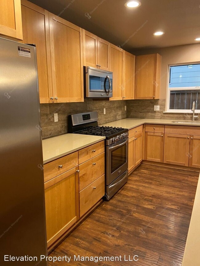 Building Photo - 3 br, 2 bath House - 20778 SE Hollis Ln