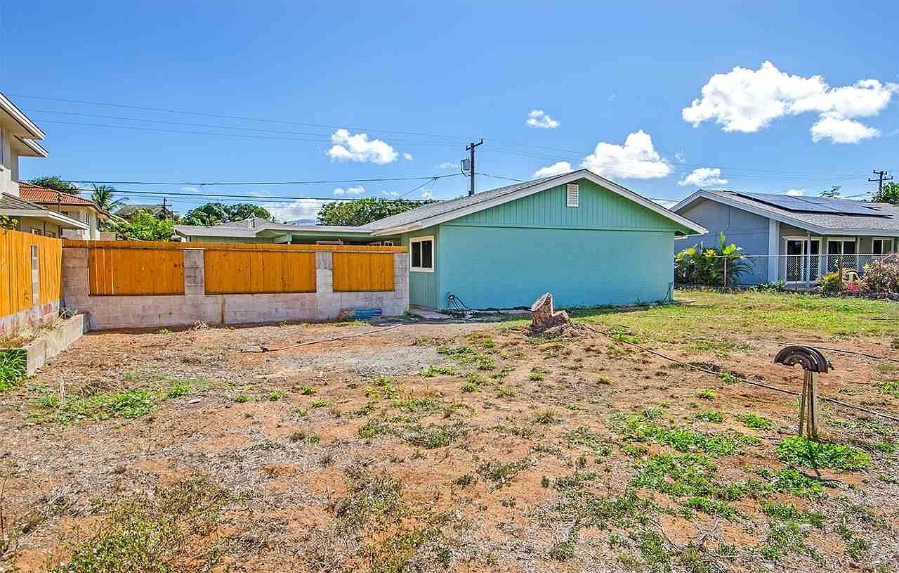Building Photo - 218 Holua Dr