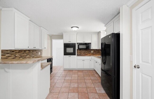 Building Photo - 131 Brandywine Dr