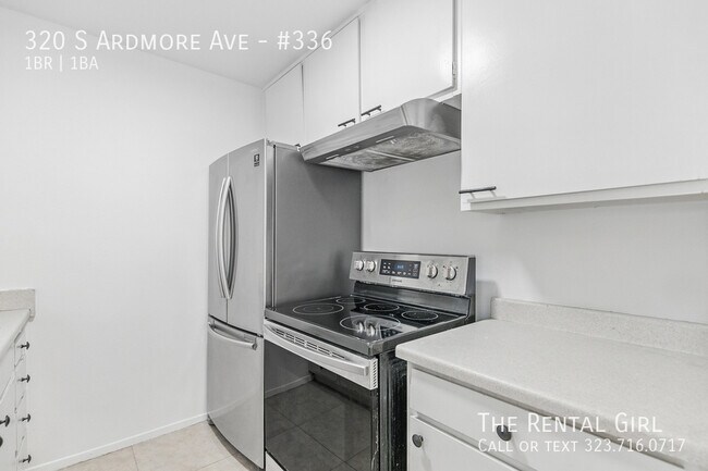 Building Photo - 320 S Ardmore Ave