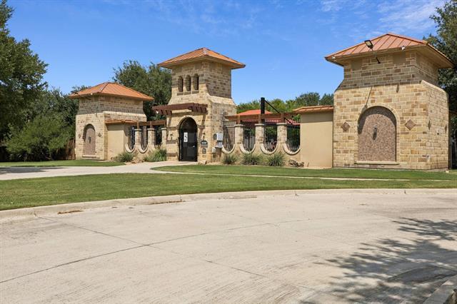 Building Photo - 357 Emerald Creek Dr