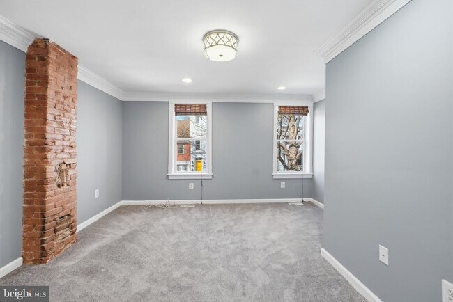 Building Photo - 1619 5th St NW