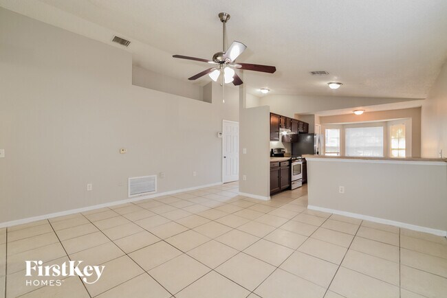 Building Photo - 7456 Little Pond Ct