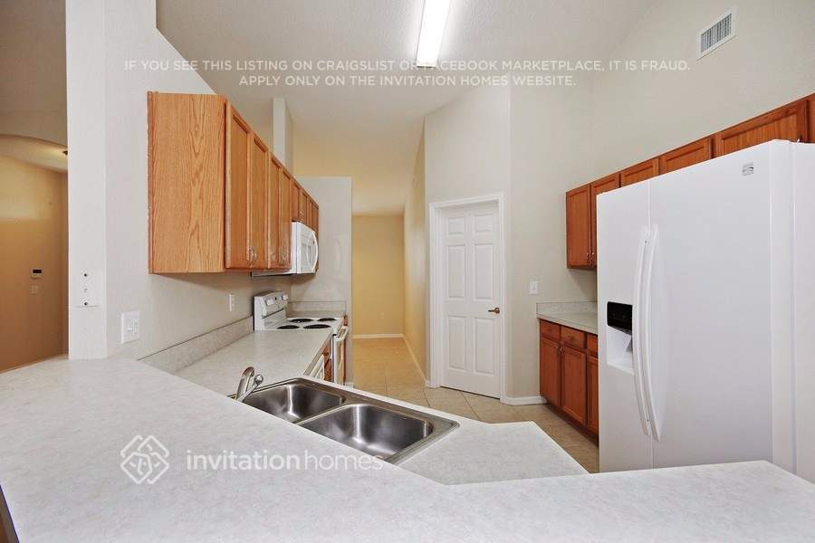 Building Photo - 515 Eagle Ct