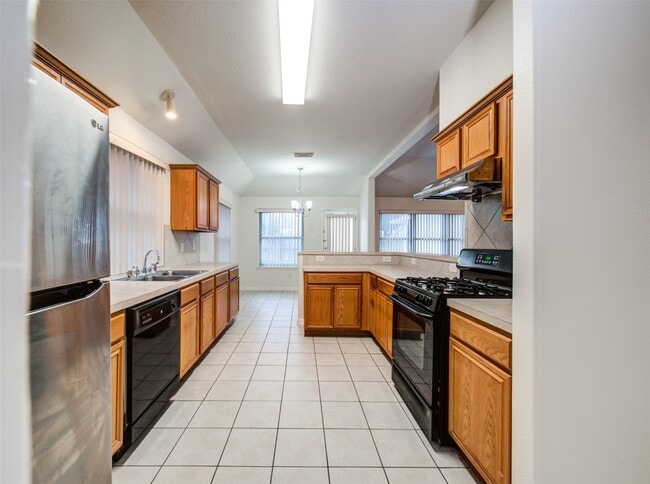 Building Photo - 15106 Brookwood Bridge Ln