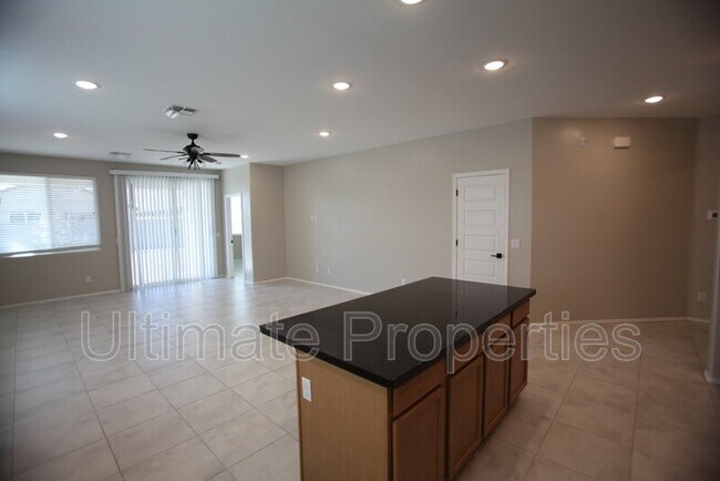 Building Photo - 25138 N 134th Ln