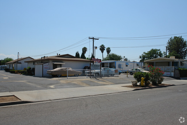 Building Photo - Ivy Trailer Park