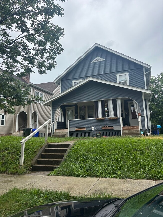 Primary Photo - 67 N Huron Ave